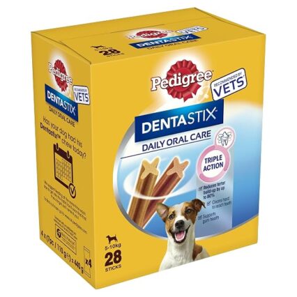 Pedigree DentaStix – Daily Dental Care Chews - Dog Treats for Small Dogs - 112 Sticks (Pack of 4)