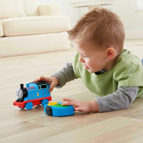 Thomas & Friends Fisher-Price My First Thomas & Friends R/C Thomas, battery-powered remote-controlled train engine with character phrases for toddlers, GPV86 - Image 3